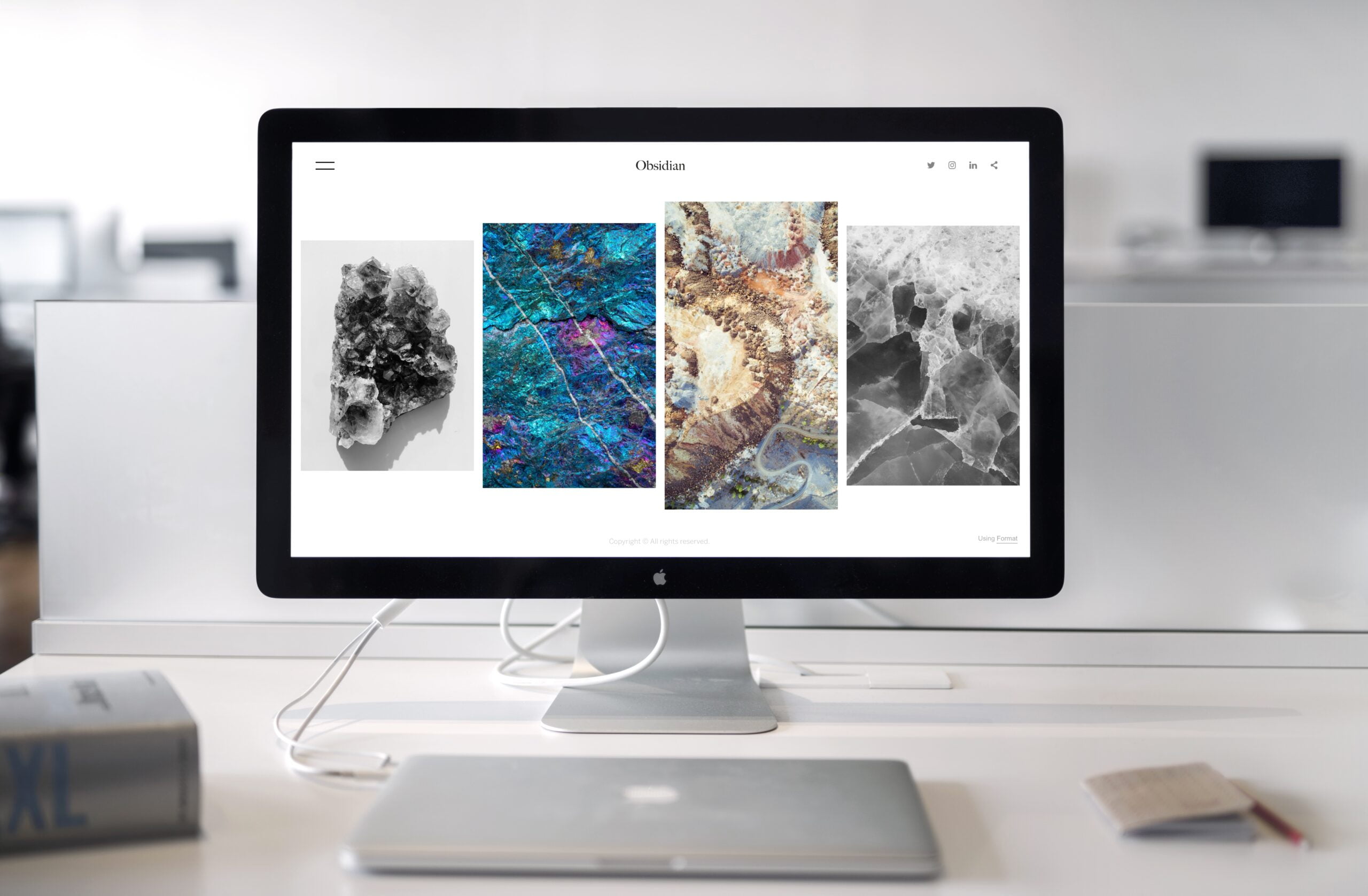 O prezenta puternica in online incepe cu un site de prezentare cu design elegant si personalizat